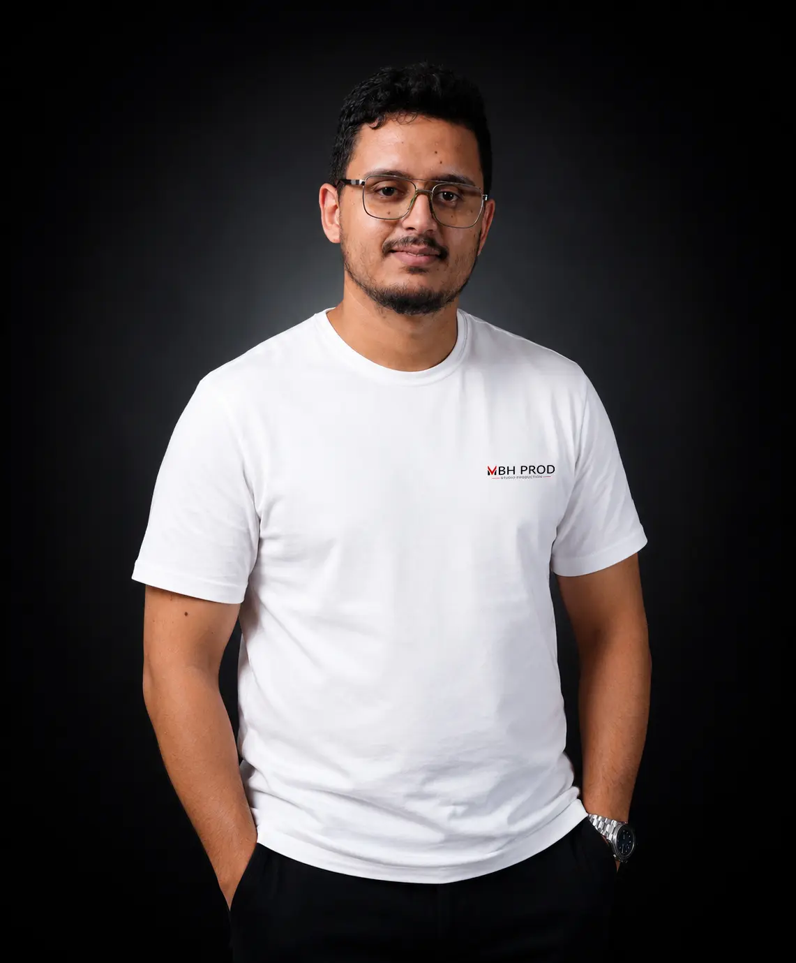 Achraf Benamaer - Photographer & Graphic Designer